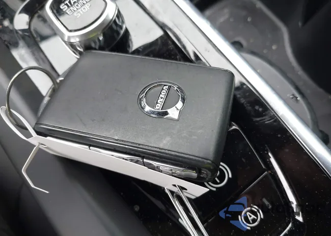 YV4L12RL9R1724910: 42404258