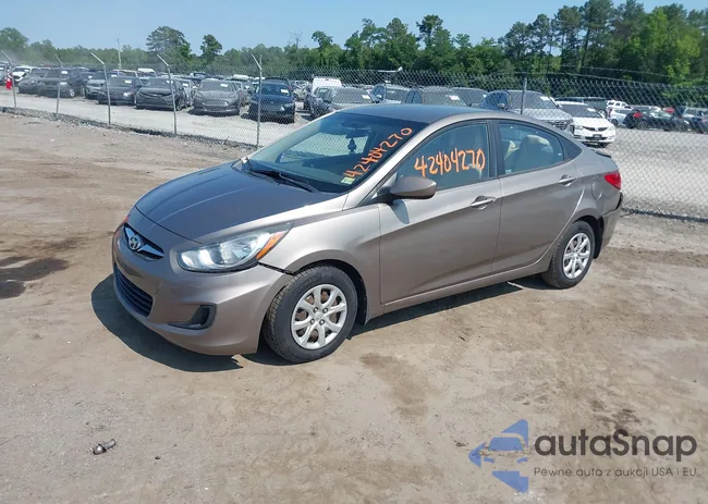 KMHCT4AE3DU459104: 42404270