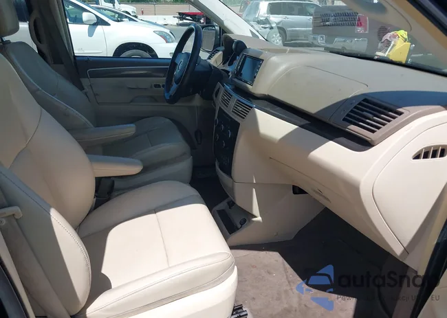 2V4RW3D11AR295018: 42404332