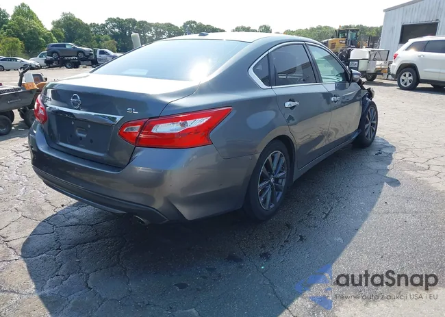 1N4AL3AP9HC203770: 42404347