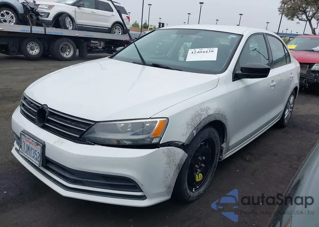 3VW2K7AJ9FM241528: 42404439