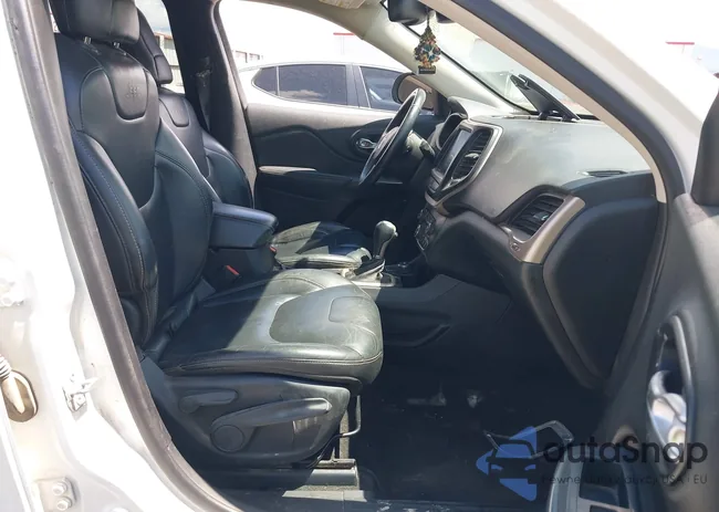 1C4PJMDB0FW743147: 42403557