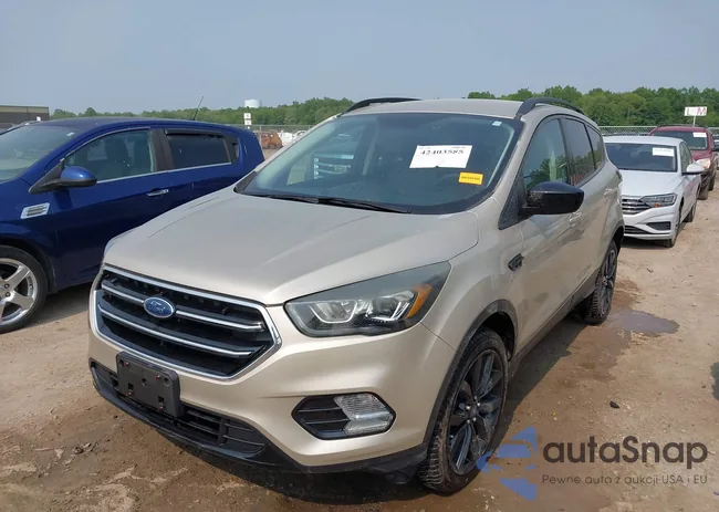 1FMCU9GD1HUC45792: 42403585