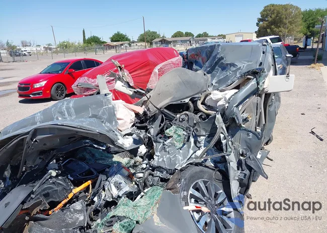 2C4RC1L78NR148052: 42403608