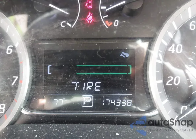 3N1AB7AP7EY202384: 42403645