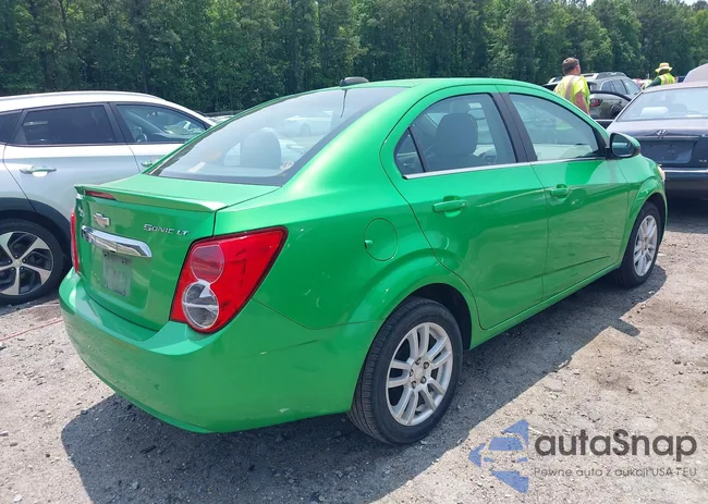 1G1JC5SH2F4152268: 42403647