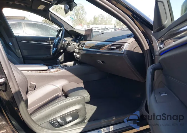 WBAJA9C51KB398935: 42403786