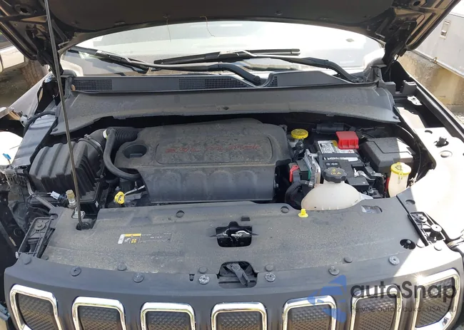 3C4NJDBB0NT208110: 42403804