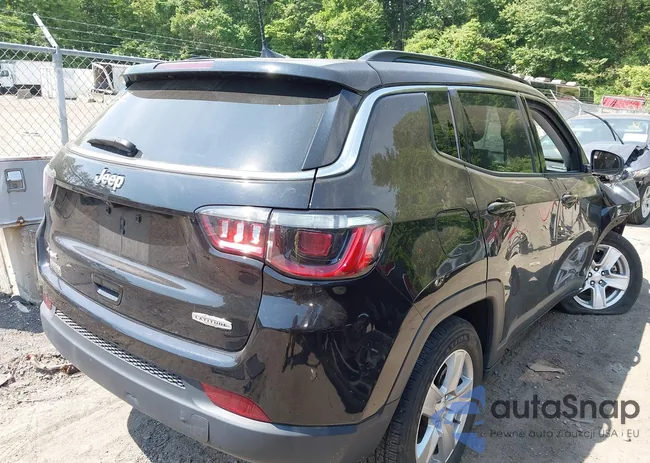 3C4NJDBB0NT208110: 42403804