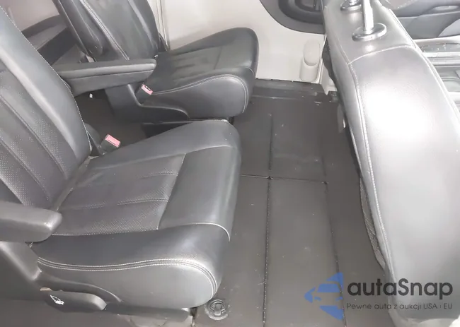 2C4RC1BG3CR222427: 42403848