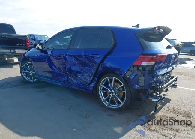 WVWEB7CD0RW218702: 42404895