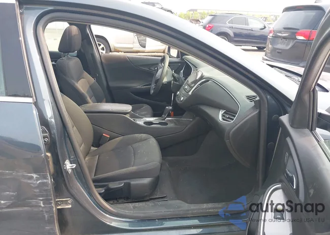 1G1ZD5ST2LF005968: 42404903