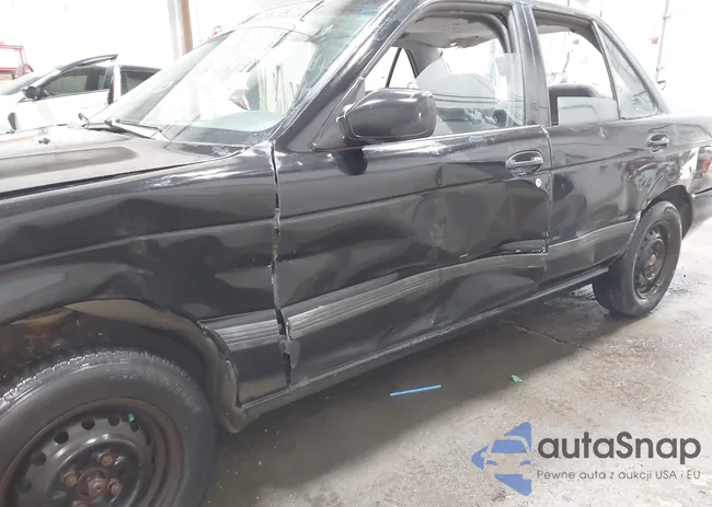 1N4EB31P2RC826489: 42404958