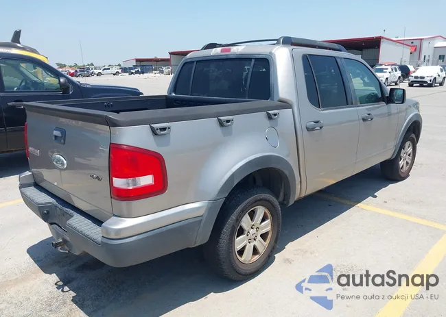 1FMEU51E28UB26894: 42405007