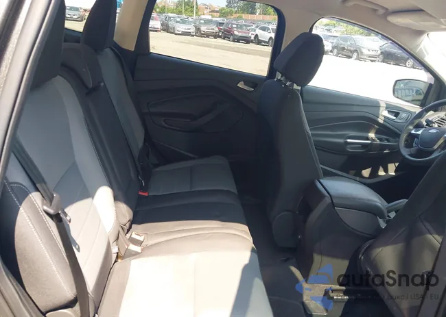 1FMCU9GX4GUA48821: 42405038