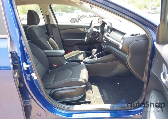 3KPF24AD2LE183040: 42405110