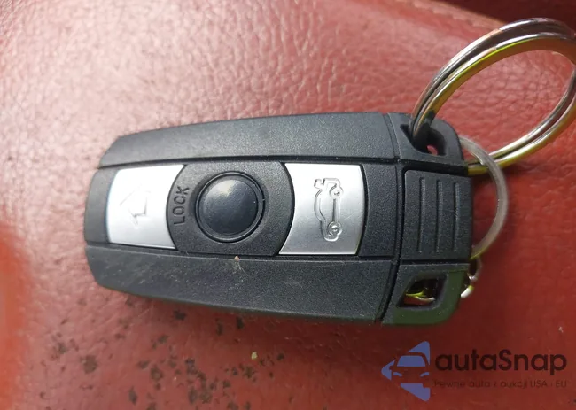 WBAPH7G57BNM55836: 42405211