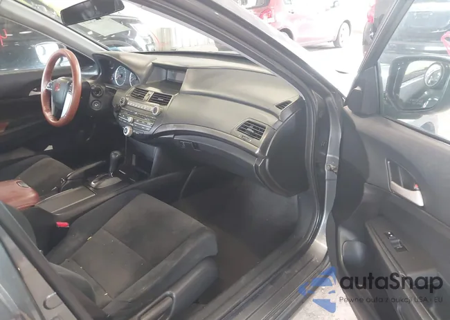 1HGCP2F34AA040620: 42405229