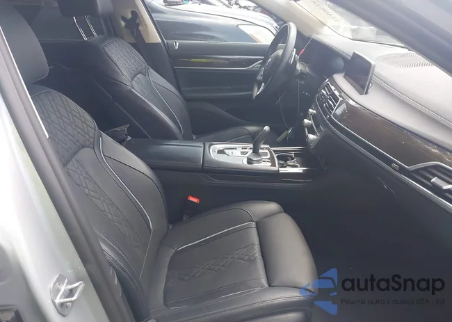 WBA7T2C03LCD57821: 42405287