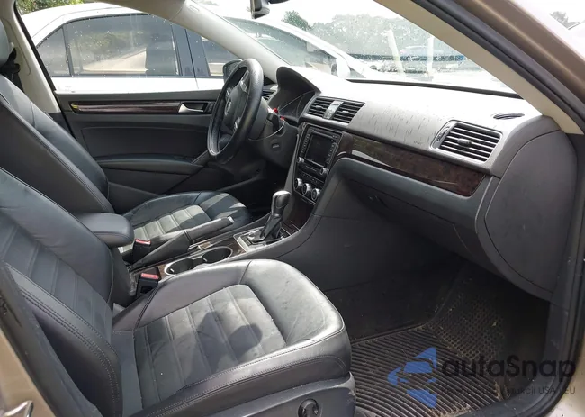 1VWCV7A31FC033271: 42405342