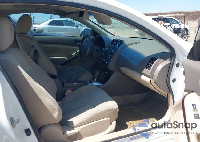 1N4AL2EP3BC179154: 42405428