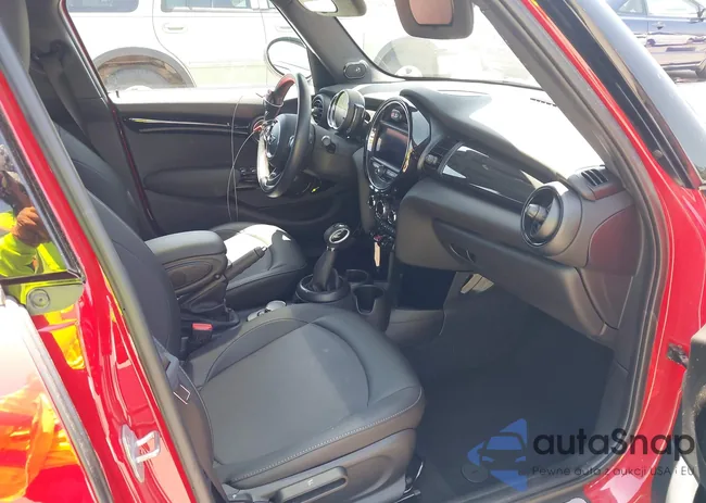 WMWXU1C58K2H73998: 42404575