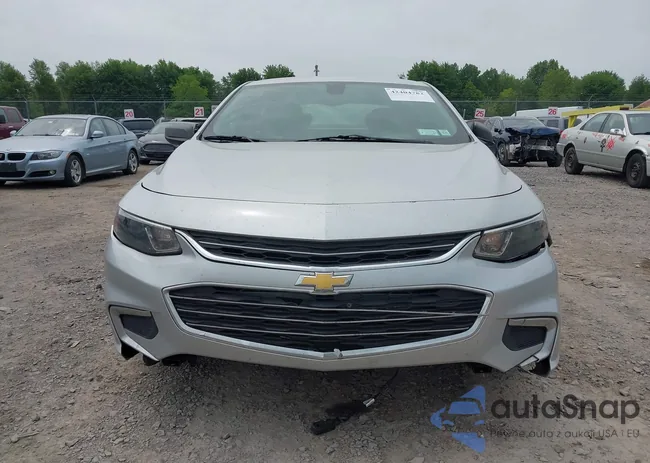 1G1ZB5ST9HF245452: 42404782