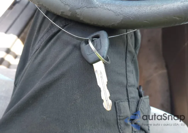 1HGCG56782A077935: 42404856