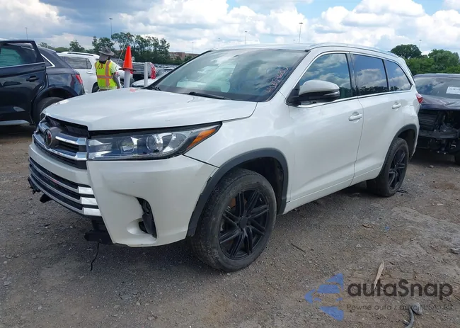 5TDYZRFH6HS222576: 42405961