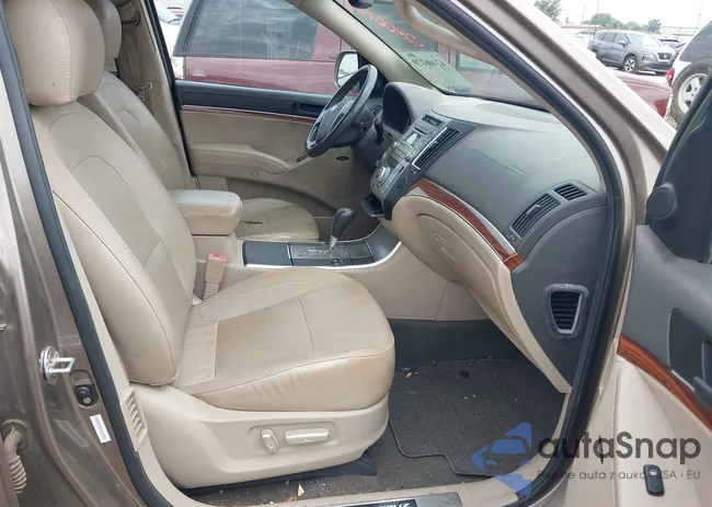 KM8NU4CC7AU132444: 42406179