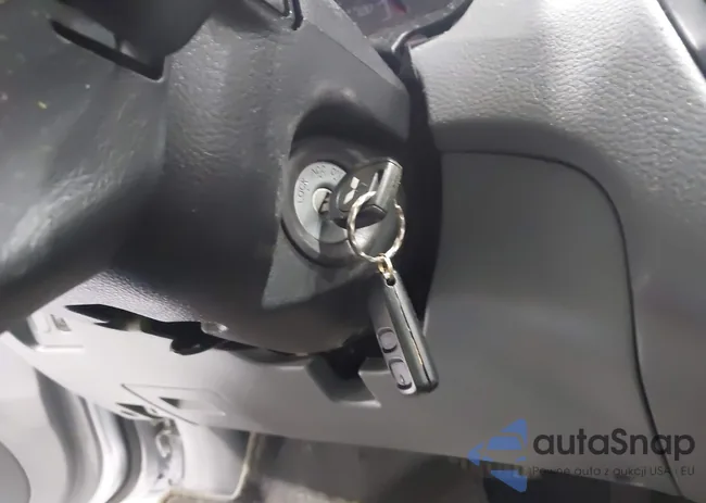 JA3AJ26E36U006827: 42406235