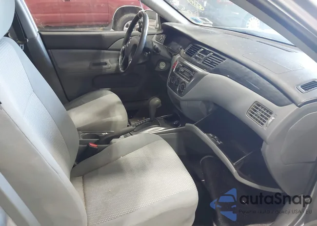 JA3AJ26E36U006827: 42406235