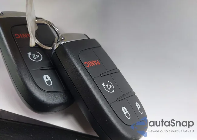 3C4NJDBB7JT223360: 42406279