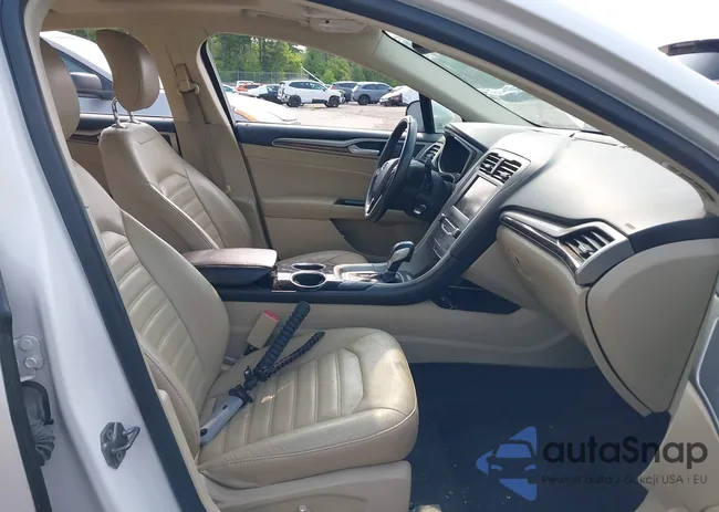 3FA6P0HRXDR335254: 42405501