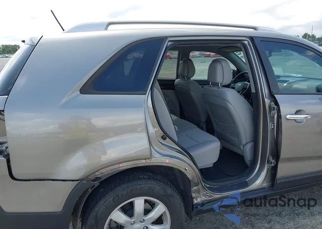 5XYKT3A14BG045822: 42405502