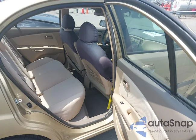 KNADE223296477011: 42405831