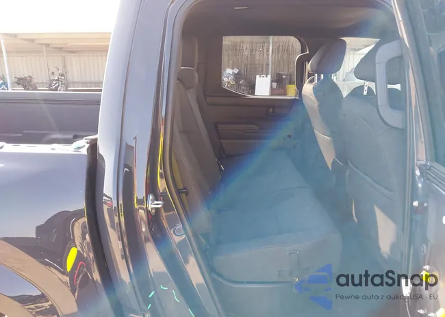 3TYKD5HNXRT008289: 42406937