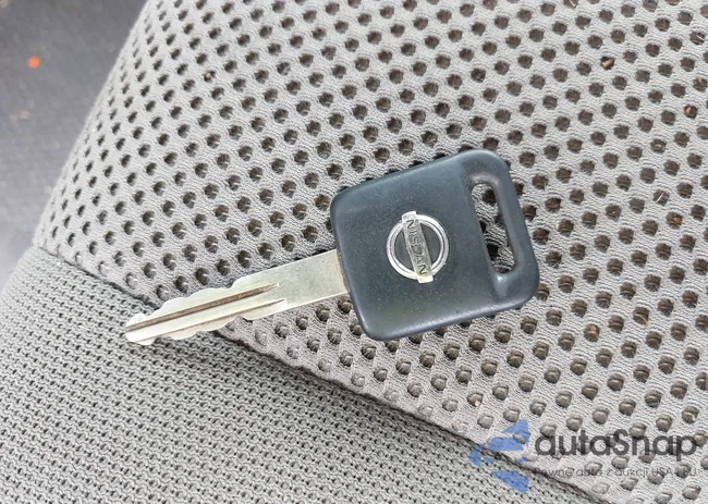 1N6AD0ER4KN732134: 42407134