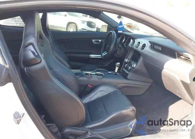 1FA6P8CF6P5304456: 42407246