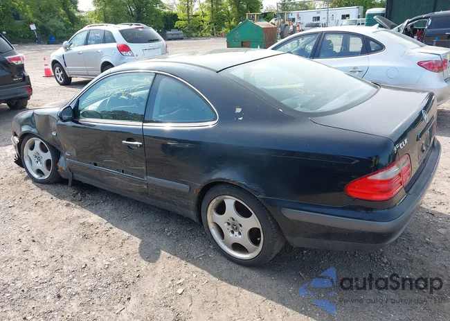 WDBLJ65G6XF084320: 42406679