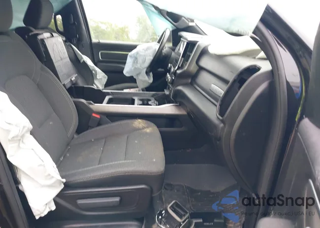 1C6SRFBT6KN736737: 42406793