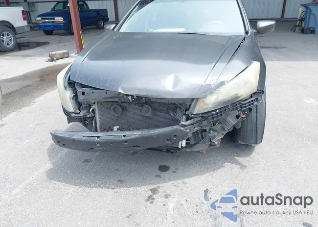 1HGCP2F85CA081322: 42406797