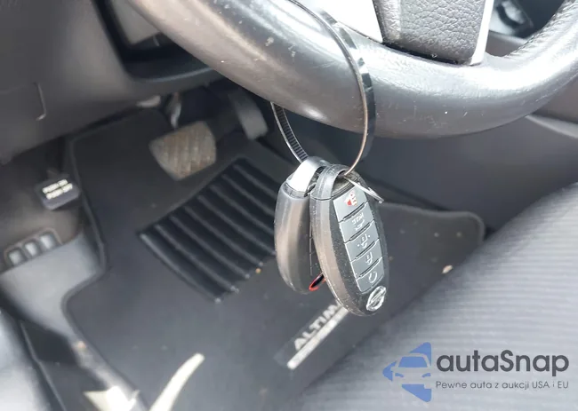 1N4AL3AP9HC484064: 42407867