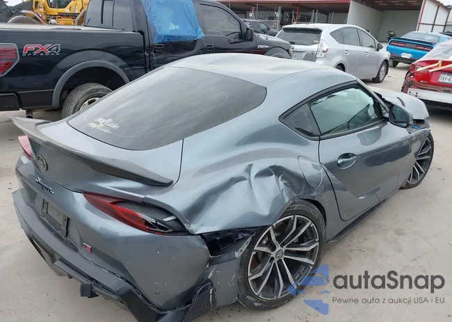 WZ1DB2C0XMW038679: 42407988