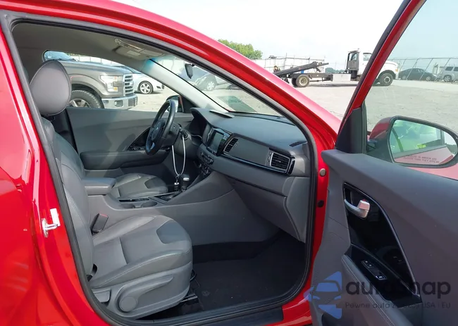 KNDCC3LCXH5057915: 42408104