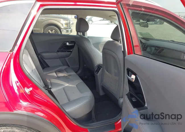 KNDCC3LCXH5057915: 42408104