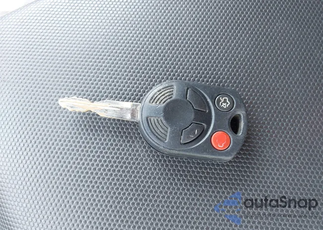 1FMCU9EG5AKA64242: 42408164