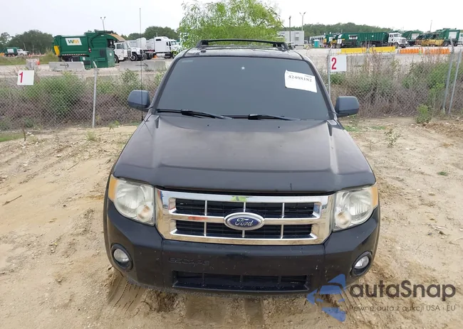 1FMCU03168KB42905: 42408182