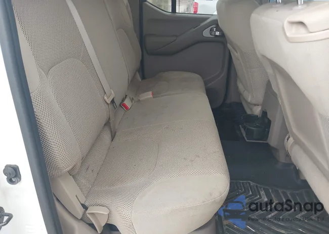 1N6AD0ER2AC400820: 42408233