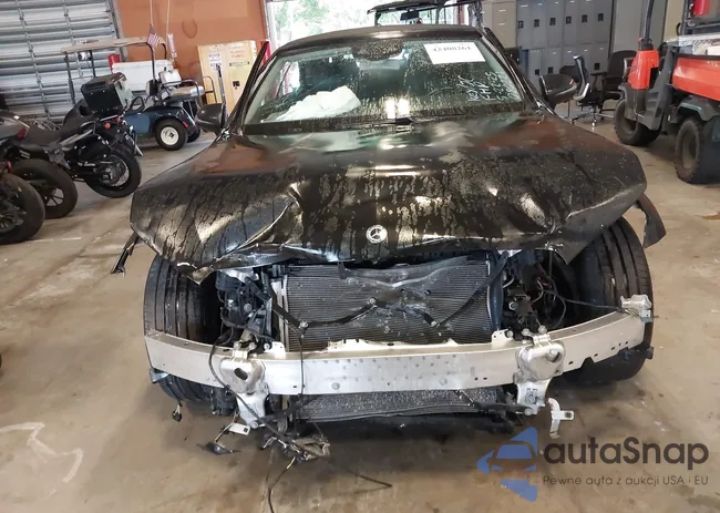 WDD1K6JB5KF086221: 42408261